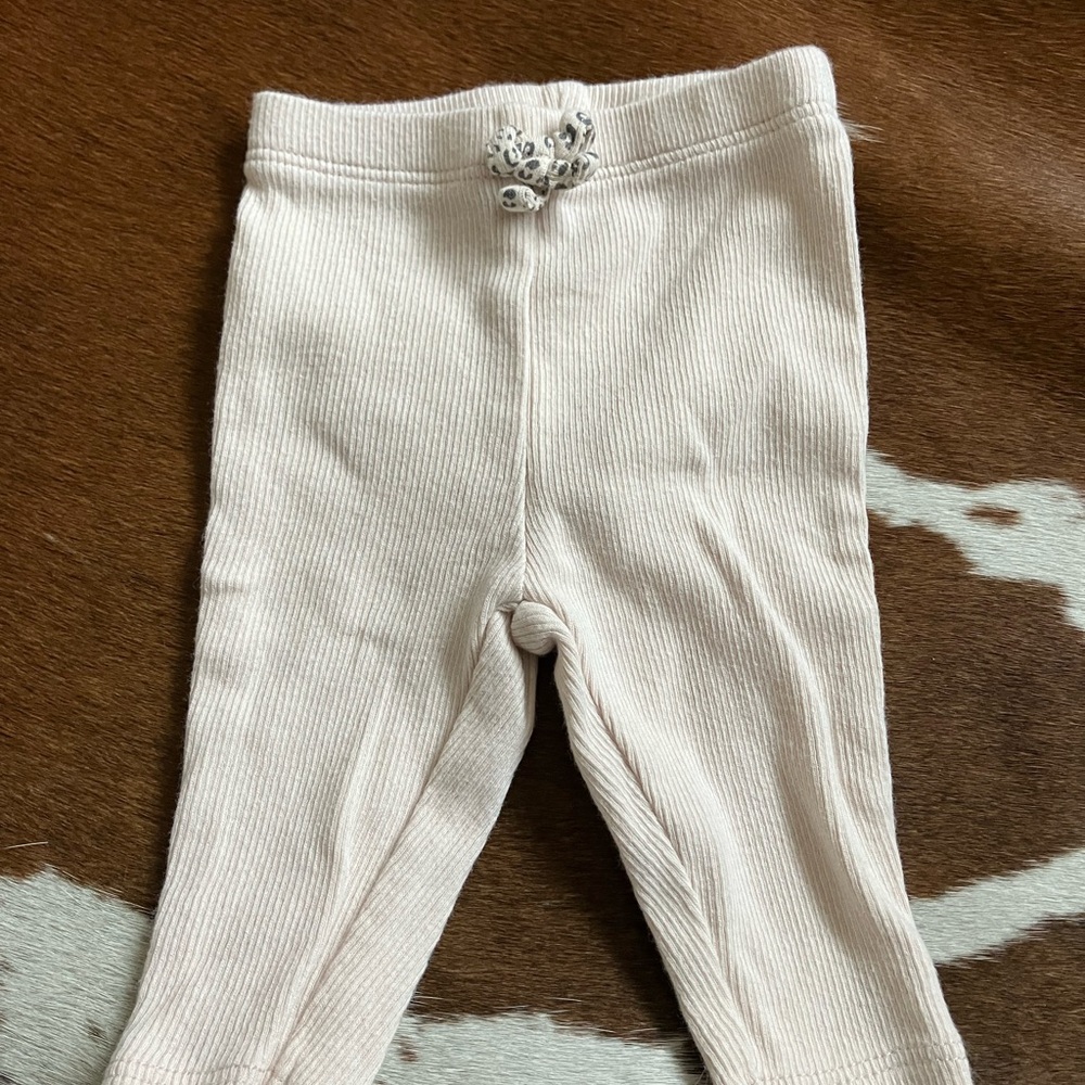 Cream Ribbed Baby Leggings